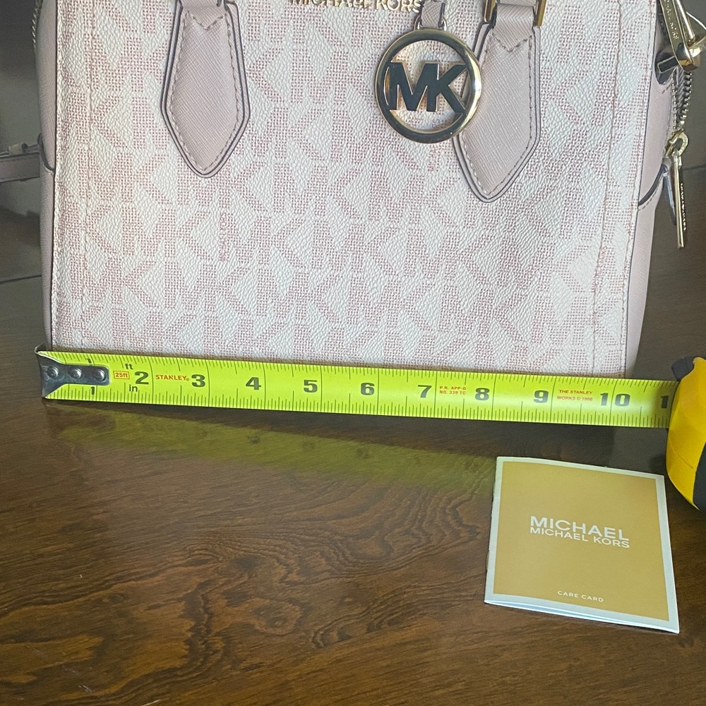 Michael Kors Blush Satchel - Picture 2 of 10
